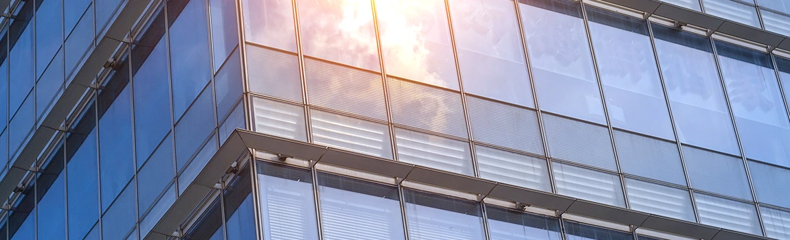 UV-Resistant Glass Experts&nbsp;in San Carlos Park, FL